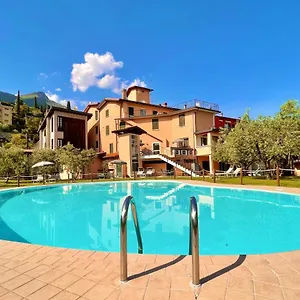 Vittoria Hotel Toscolano-Maderno