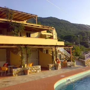 Rta Capo Aparthotel SantʼAndrea